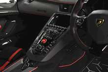 Lamborghini Aventador V12 LP 770-4 SVJ