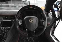 Lamborghini Aventador V12 LP 770-4 SVJ