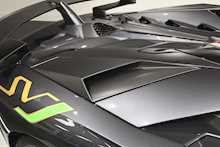 Lamborghini Aventador V12 LP 770-4 SVJ