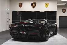 Ferrari SF90 Spider T V8