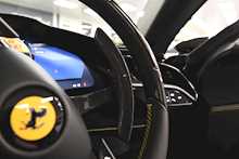 Ferrari SF90 Spider T V8