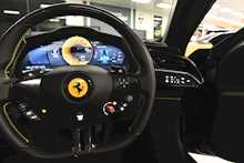 Ferrari SF90 Spider T V8