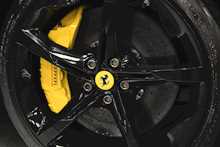 Ferrari SF90 Spider T V8