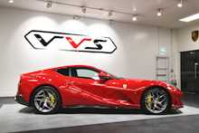 Ferrari 812 Superfast V12