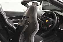 Ferrari 488 Pista T V8