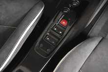 Ferrari 488 Pista T V8