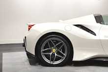 Ferrari 488 Pista T V8