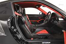 Porsche 911 991 GT2 RS
