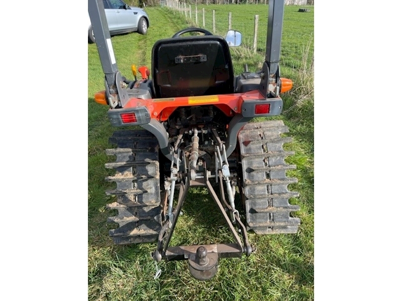 KUBOTA-GB14 HALF TRACK 4X4 TRACTOR 700 8 SPEED DIESEL