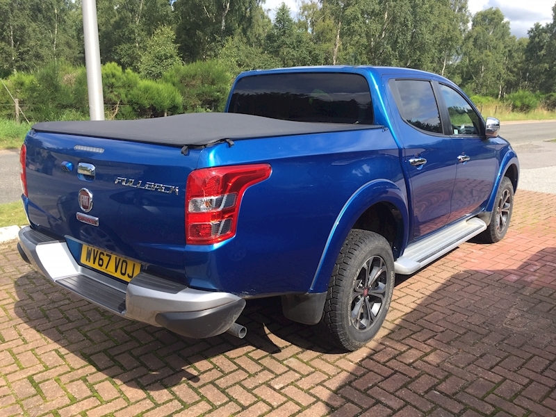 Fiat Fullback Lx Dcb Pick-Up 2.4 Manual Diesel
