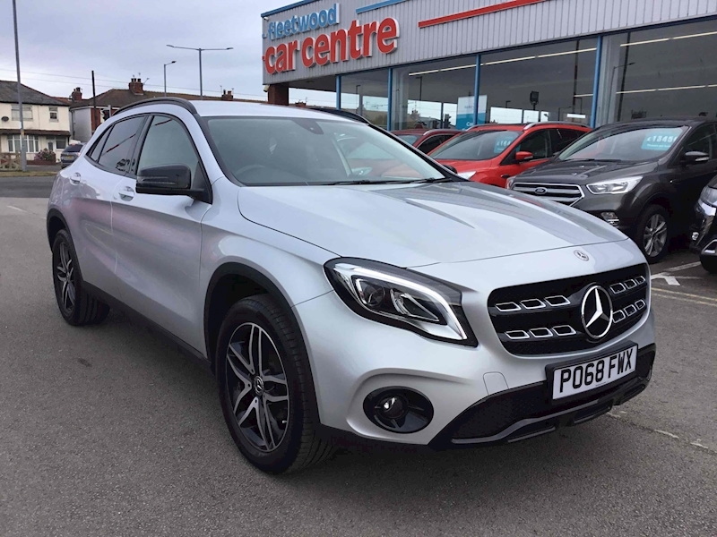Mercedes-Benz 1.6 GLA180 Urban Edition SUV 5dr Petrol 7G-DCT Euro 6 (s/s) (122 ps)