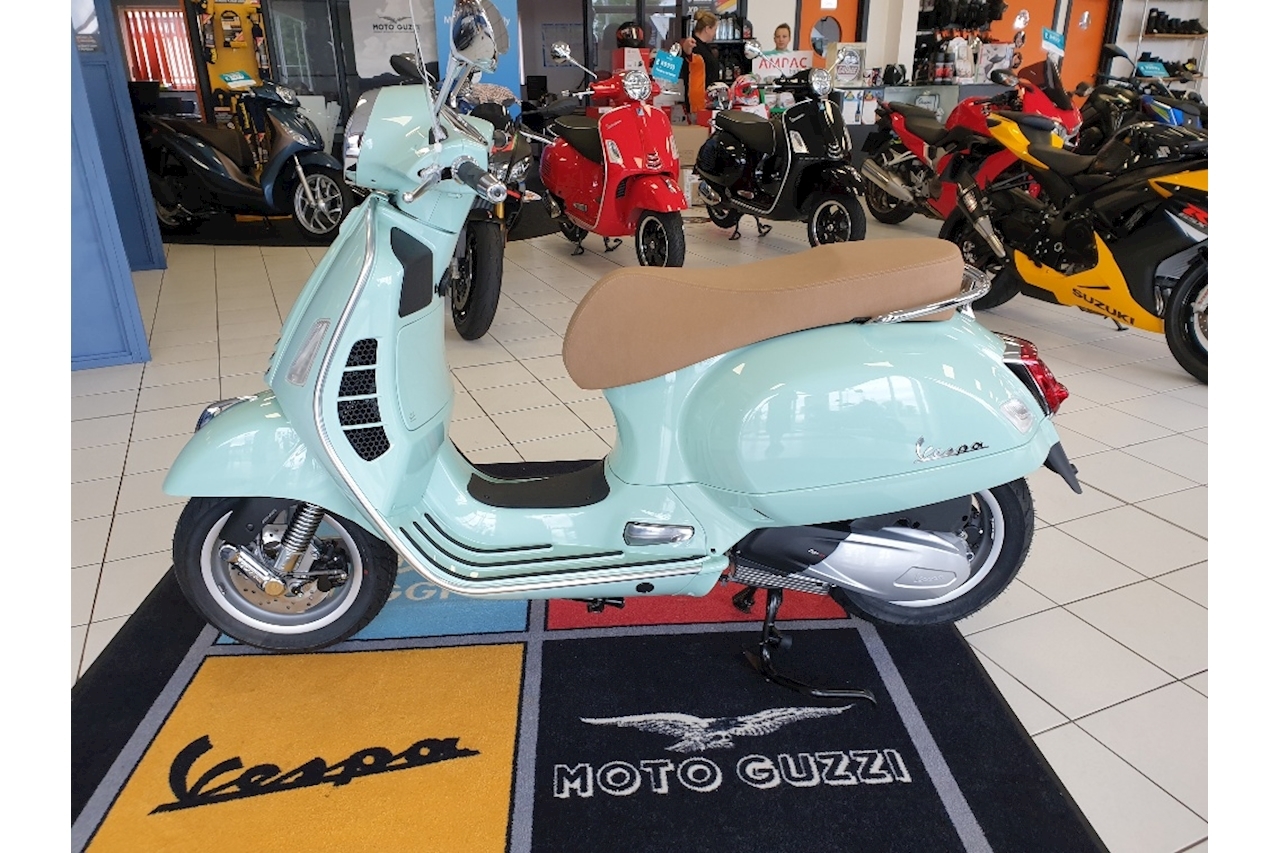 New 2020 VESPA GTS 300 HPE SCOOTER 300 AUTO PETROL For Sale | McCrums ...