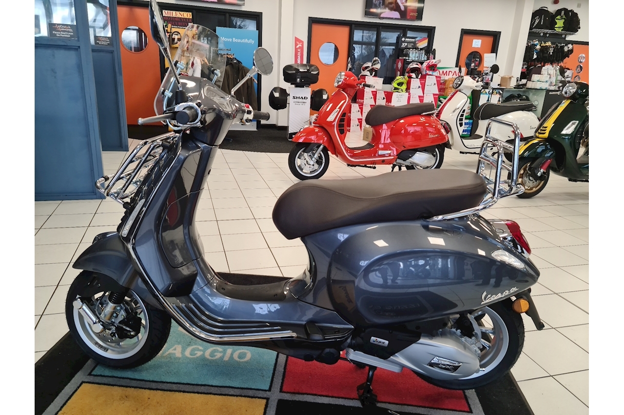 New 2021 VESPA PRIMAVERA TOURING SCOOTER 125 AUTO PETROL For Sale