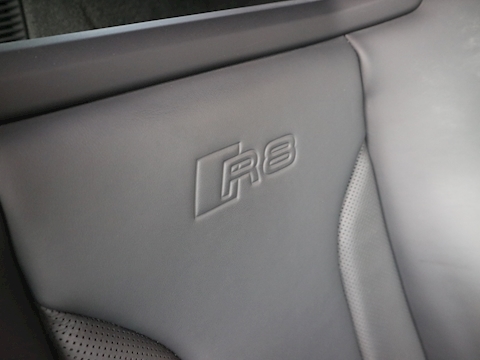 R8 5.2 FSI V10 Plus Coupe 2dr Petrol S Tronic quattro (s/s) (610 ps)