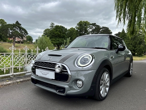2.0 Cooper S Classic Hatchback 3dr Petrol Steptronic Euro 6 (s/s) (192 ps)