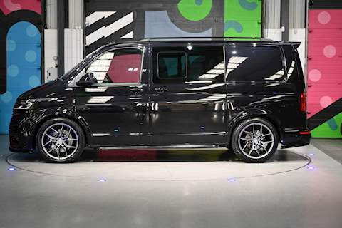Volkswagen Transporter T6.1 T32 SWB 2.0BITDI 204PS DSG 4Motion Highline Kombi LV-R Pack - N5630