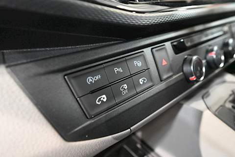 Volkswagen Transporter T6.1 T32 SWB 2.0BITDI 204PS DSG 4Motion Highline Kombi LV-R Pack - N5630