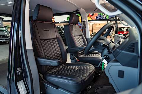 Volkswagen Transporter T6.1 T30 SWB 2.0BITDI 204PS Highline Panel Van LV-R Pack - N5674