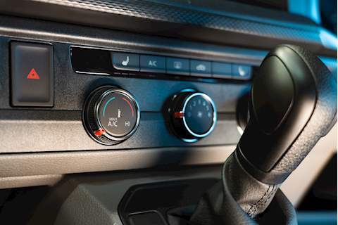 Volkswagen Transporter T6.1 T30 SWB 2.0BITDI 204PS Highline Panel Van LV-R Pack - N5674