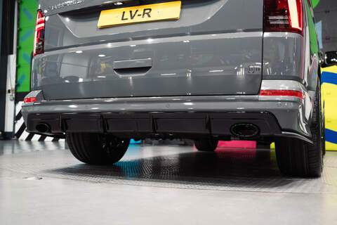 Volkswagen Transporter T6.1 T32 SWB 2.0BITDI 204PS DSG HIGHLINE KOMBI LV-R PACK - N5730