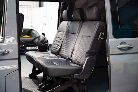 Volkswagen Transporter T6.1 T32 SWB 2.0BITDI 204PS DSG HIGHLINE KOMBI LV-R PACK - N5730