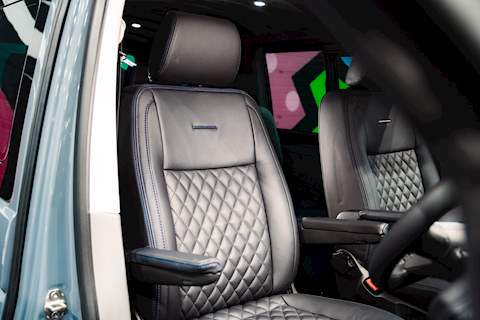 Volkswagen Transporter T6.1 T32 SWB 2.0BITDI 204PS DSG HIGHLINE KOMBI LV-R PACK - N5730