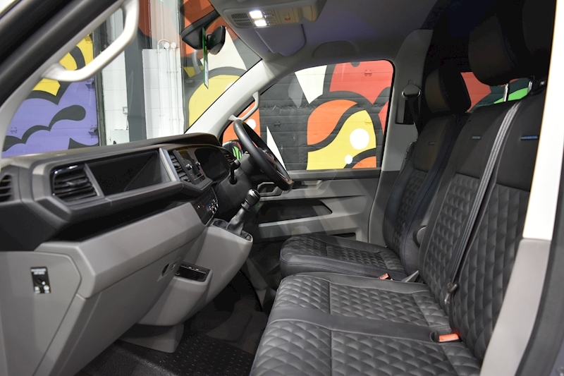 Volkswagen Transporter 1968 - Large 11