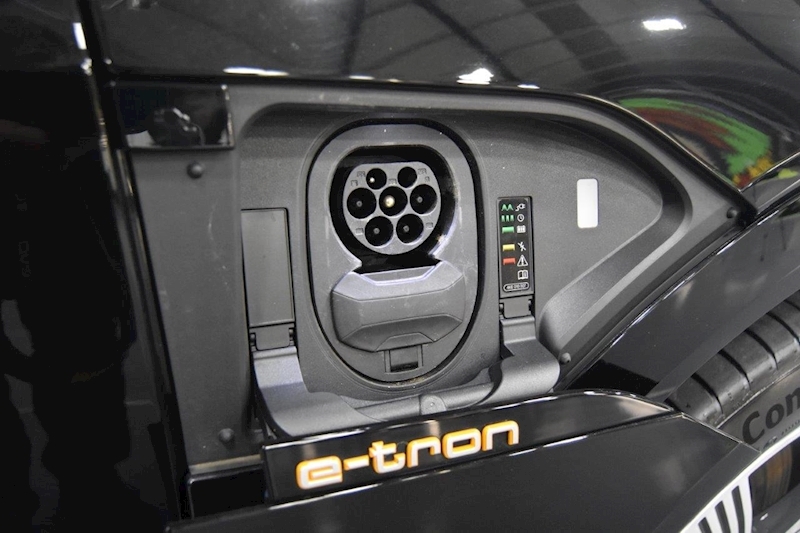 Audi e-tron 0.0 - Large 21