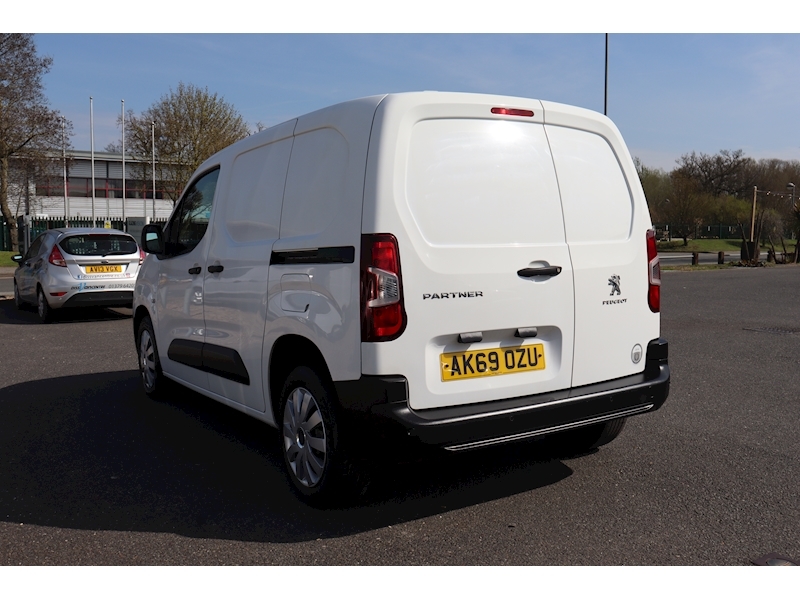 Peugeot Partner BlueHDi 1000 Professional - U1179