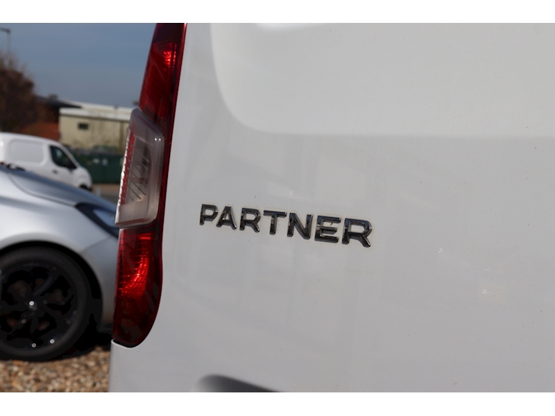 Peugeot Partner BlueHDi 1000 Professional - U1179