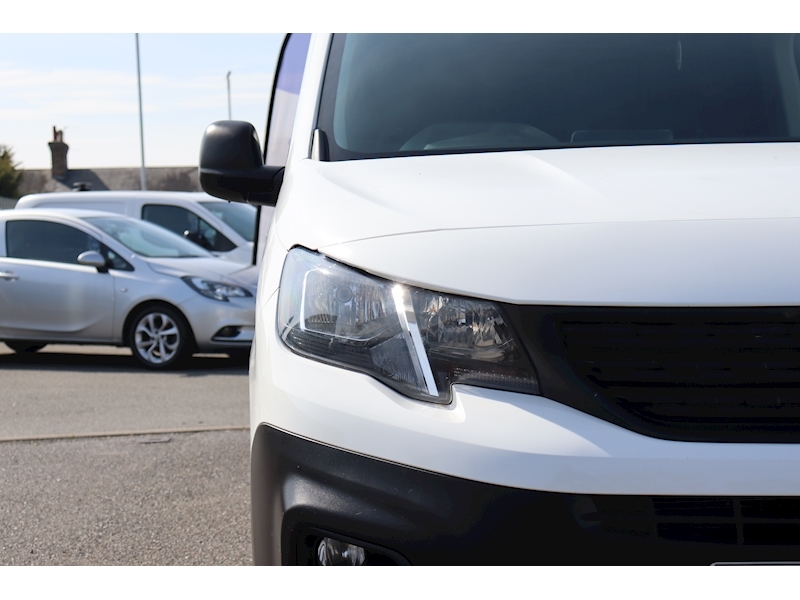 Peugeot Partner BlueHDi 1000 Professional - U1179