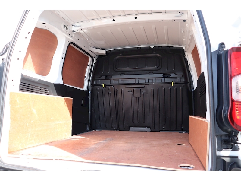 Peugeot Partner BlueHDi 1000 Professional - U1179