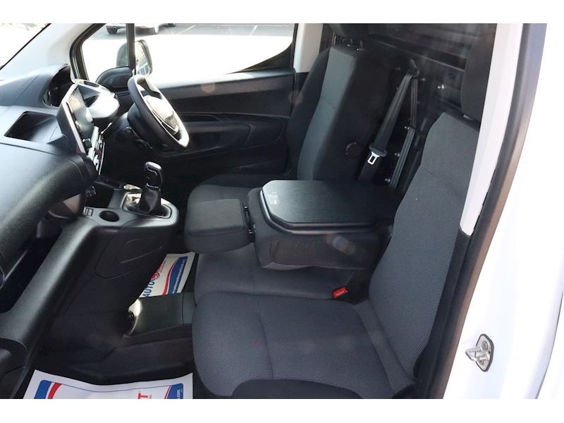 Peugeot Partner BlueHDi 1000 Professional - U1179