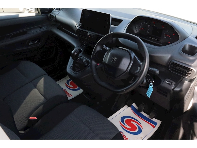 Peugeot Partner BlueHDi 1000 Professional - U1179