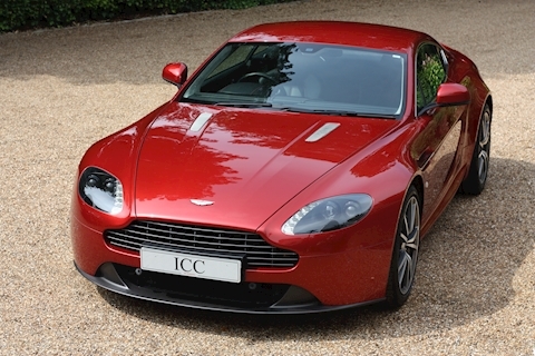 Aston Martin Vantage V8 - Large 26