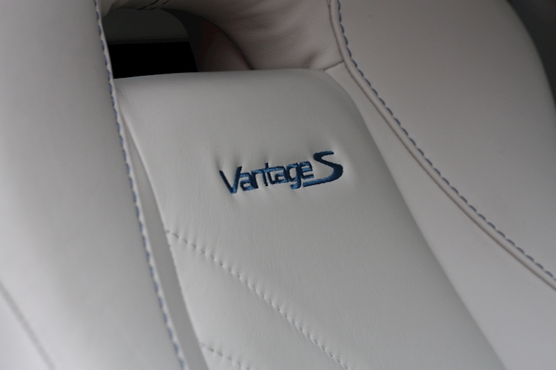 Aston Martin Vantage V8 S - Large 29