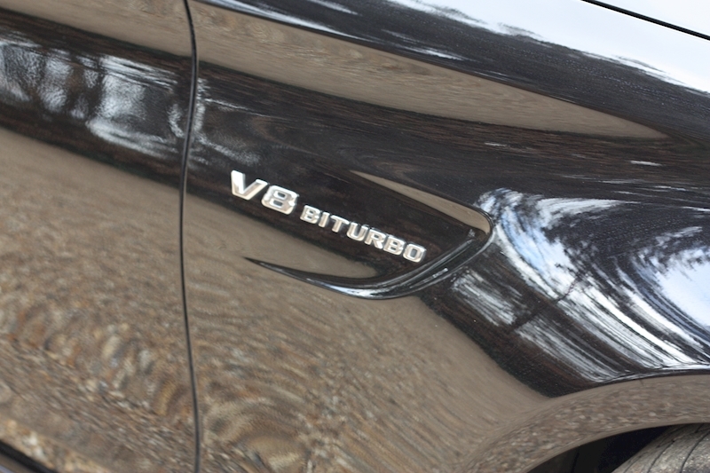 Mercedes-Benz C Class C63 V8 BiTurbo AMG S - Large 18