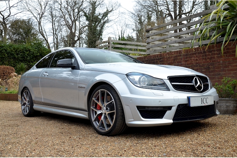 Mercedes-Benz C Class C63 V8 AMG Edition 507 - Large 7