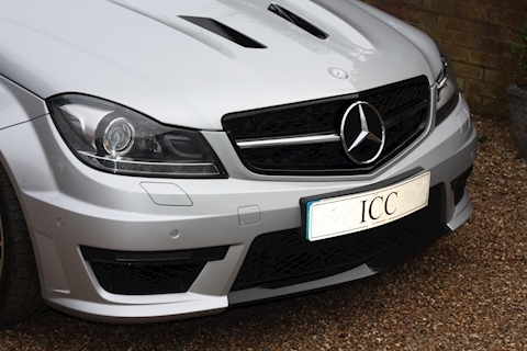 Mercedes-Benz C Class C63 V8 AMG Edition 507 - Large 15