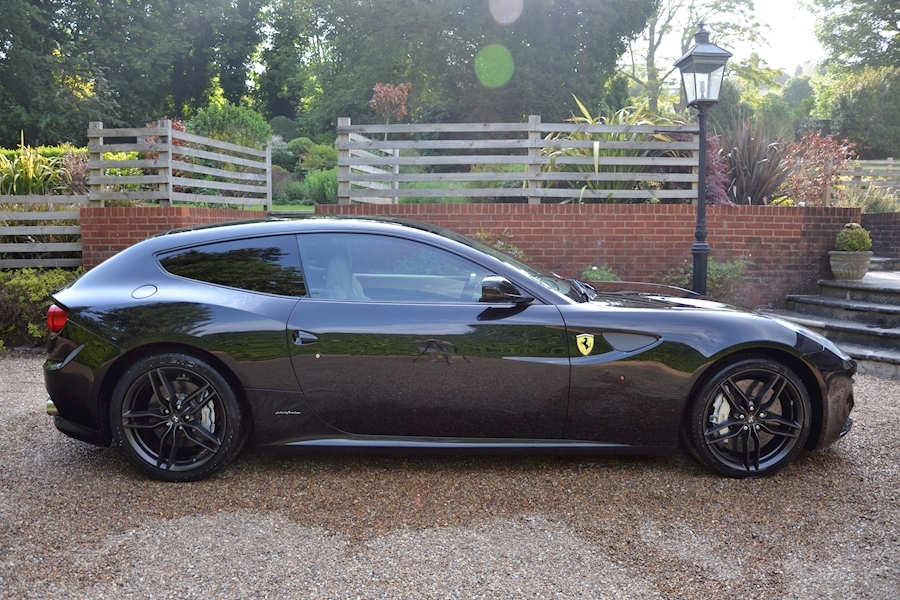 Ferrari FF 2013