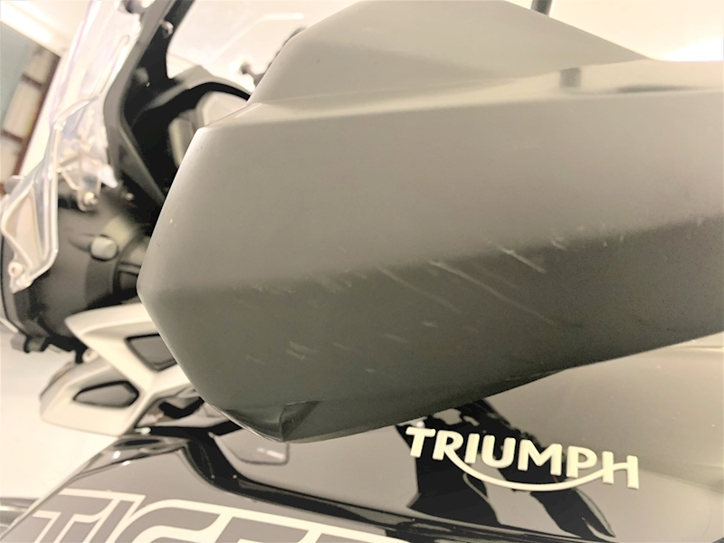 Triumph TIGER 800 XRX - Large 6