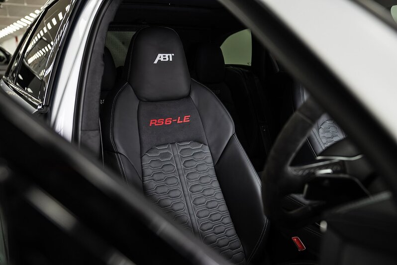 Audi RS6 Avant 4.0 TFSI V8 Performance Carbon Vorsprung Tiptronic quattro Euro 6 (s/s) 5dr - U188