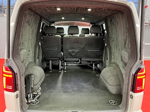 Transporter T32 Tdi Kombi Highline 4Motion Van With Side Windows 2.0 Semi Auto Diesel