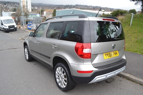 2.0 TDI SE Business Outdoor 5dr Diesel Manual (s/s) (110 ps)
