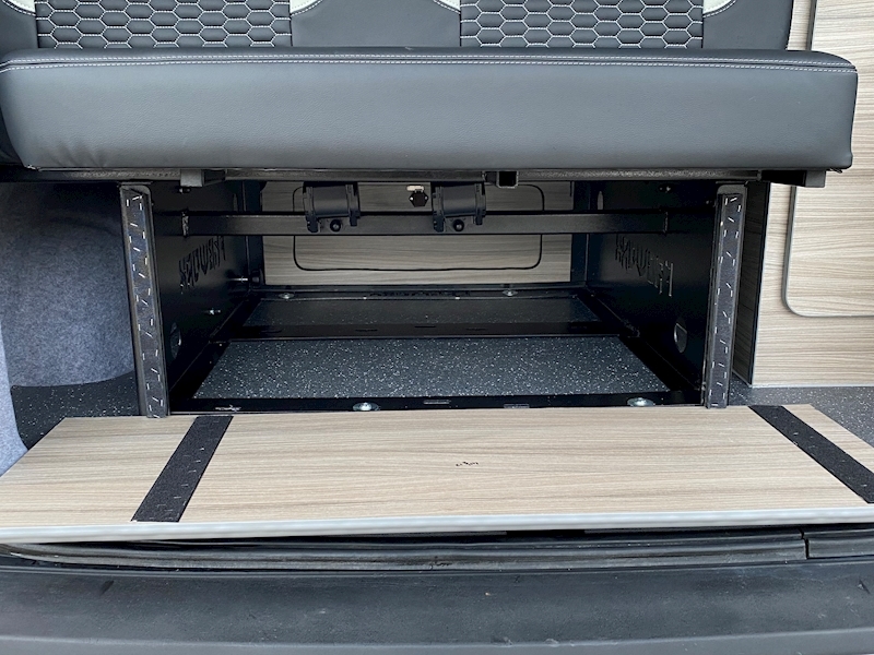 Volkswagen T6 Campervan T32 150 Manual LWB Euro 6 2.0 Campervan Manual Diesel