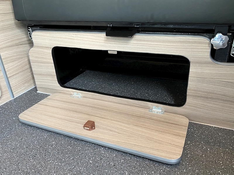 Volkswagen T6 Campervan T32 150 Manual LWB Euro 6 2.0 Campervan Manual Diesel