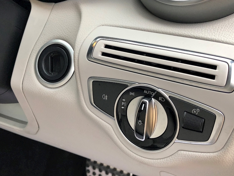 Mercedes-Benz C Class C 300 Amg Line Convertible 2.0 Automatic Petrol