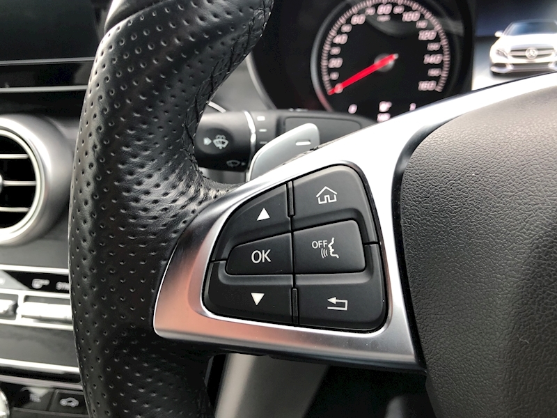 Mercedes-Benz C Class C 300 Amg Line Convertible 2.0 Automatic Petrol