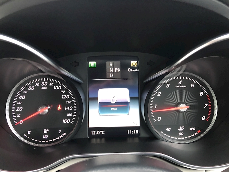 Mercedes-Benz C Class C 300 Amg Line Convertible 2.0 Automatic Petrol