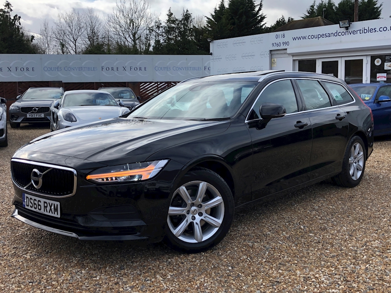V90 D4 Momentum Panoramic roof 2.0 5dr Estate Automatic Diesel